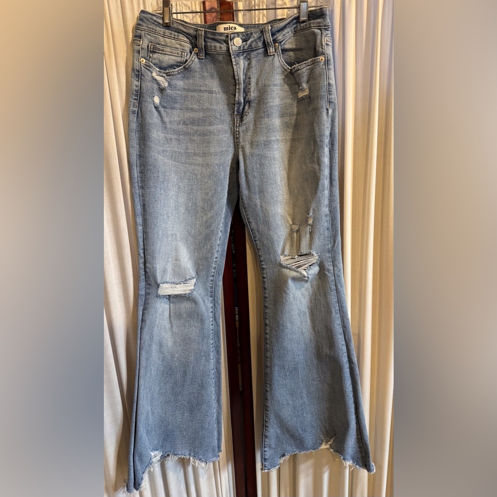 Mica Distressed Light Blue Mid Rise Detail Flare Hem Size 30